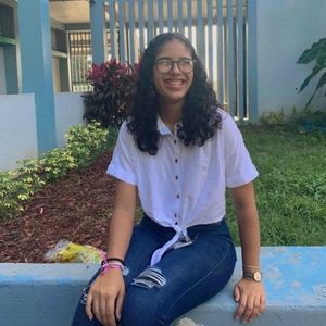 Meet your Posher, Gabriela